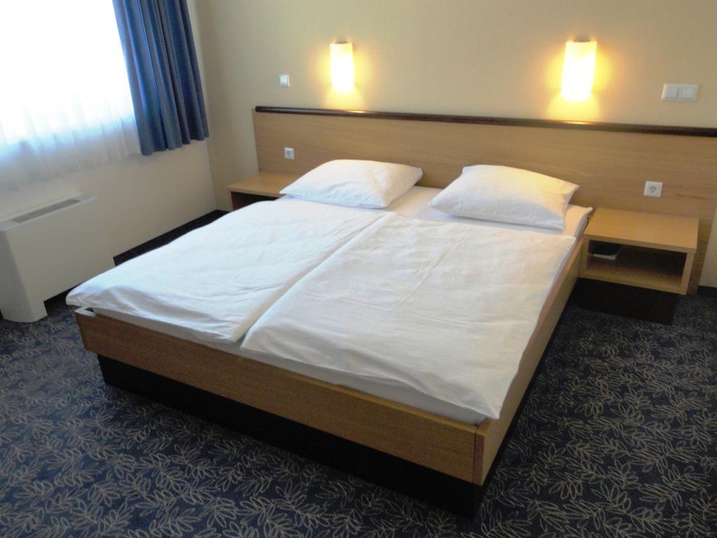 Hotel Bela Krajina メトリカ 部屋 写真